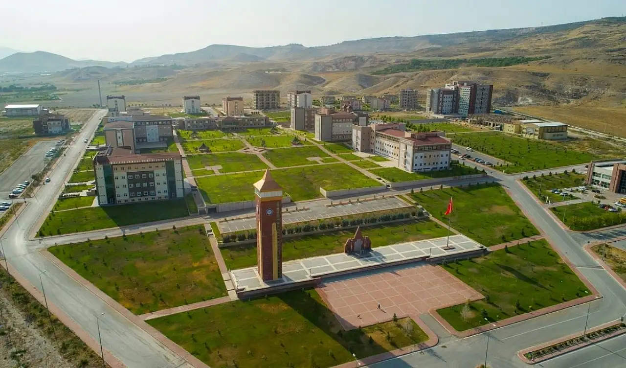 Kayseri'deki özel üniversitenin fiyatları belli oldu!
