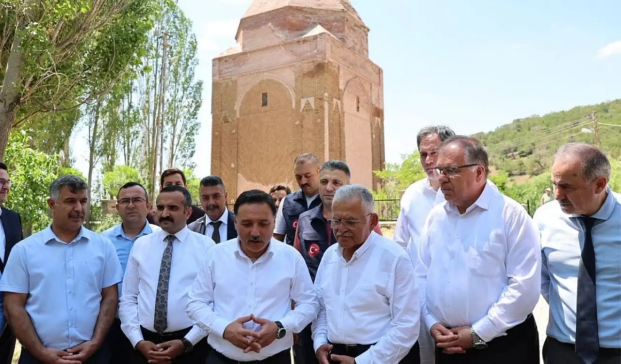 Kayseri'de tarihi mirasa yeni dokunuş: Melikgazi Türbesi yenileniyor