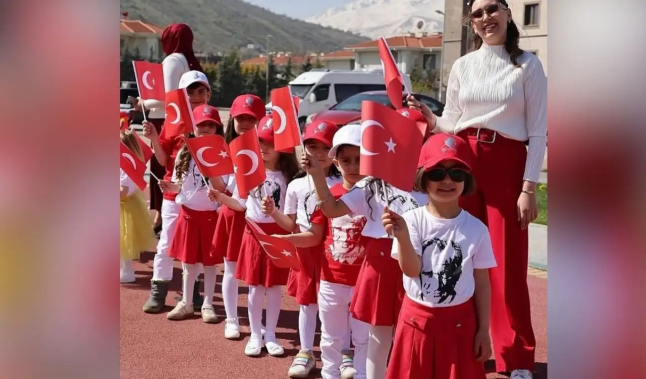 Kayseri'de esnaf isyan etti:Getirin' diye defalarca arıyor!