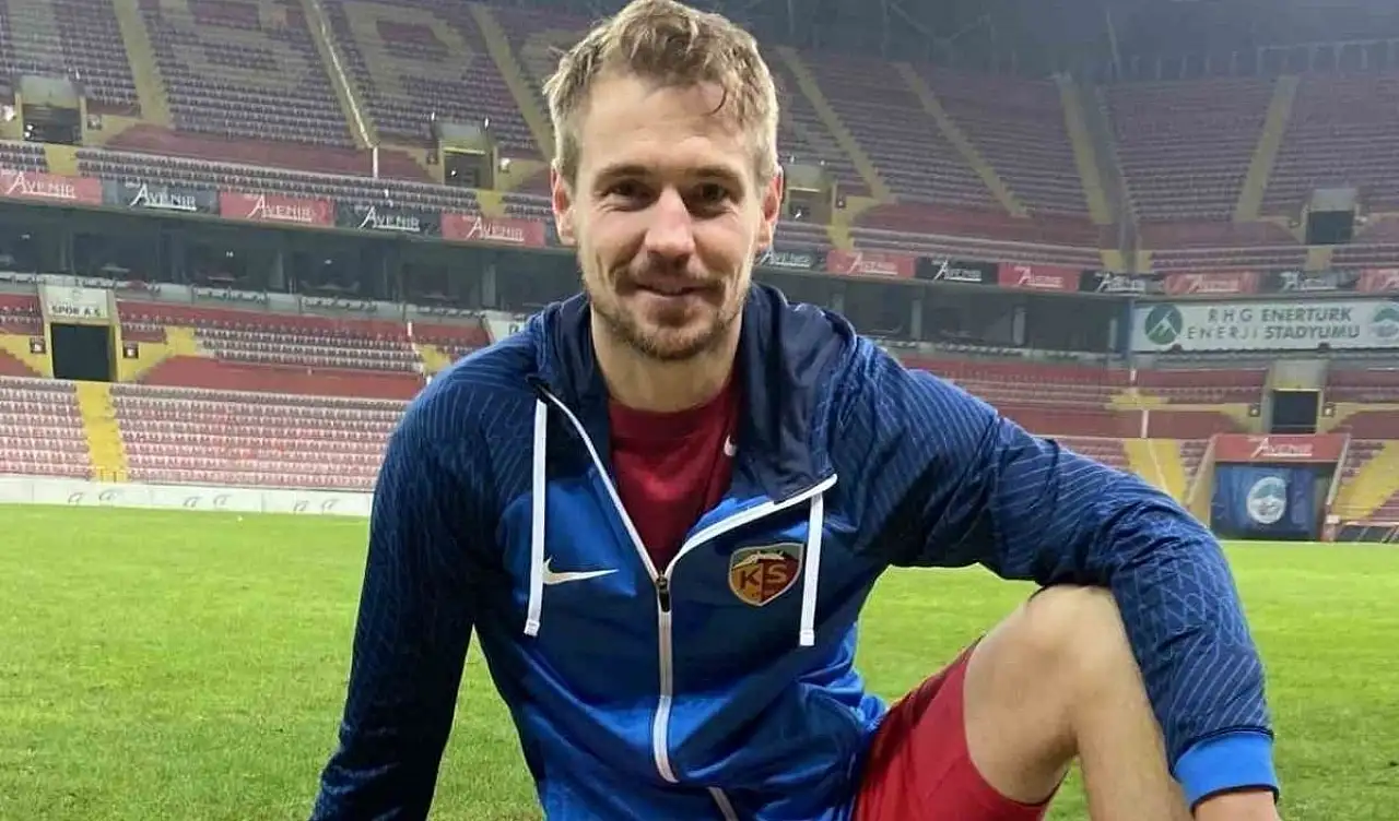 Kayserispor'a damgasını vurmuştu! Futbolu bıraktı