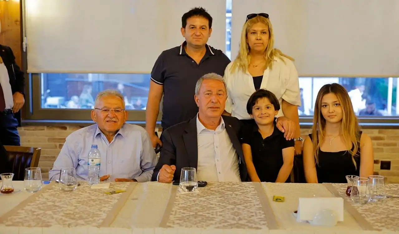 Akar ve Büyükkılıç'tan dikkat çeken buluşma