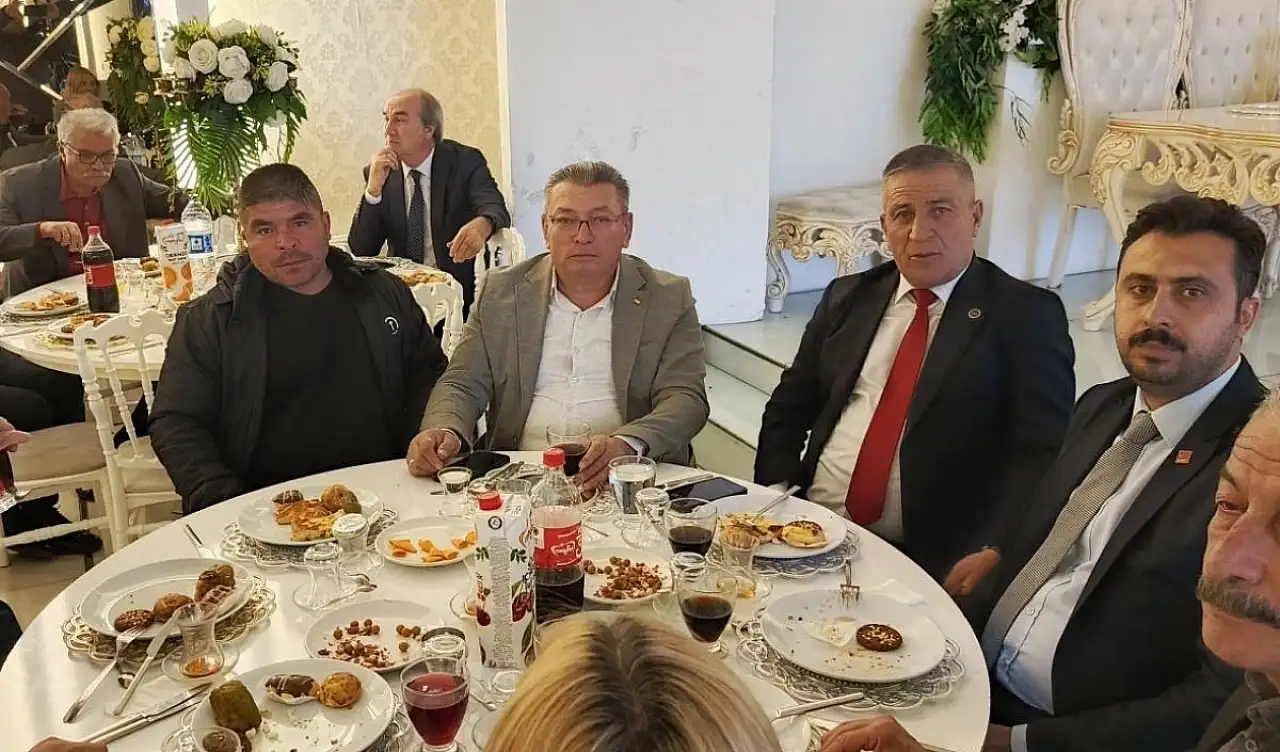 Belediye Başkanının istifası CHP'yi karıştırdı: İlçe Başkanından ağır sözler