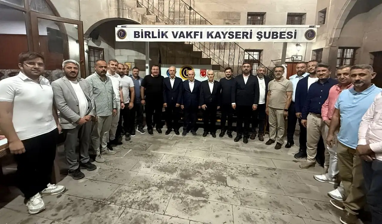 Birlik Vakfı Kurucular Kurulu Başkanı'na Kayseri'de sunum yapıldı!