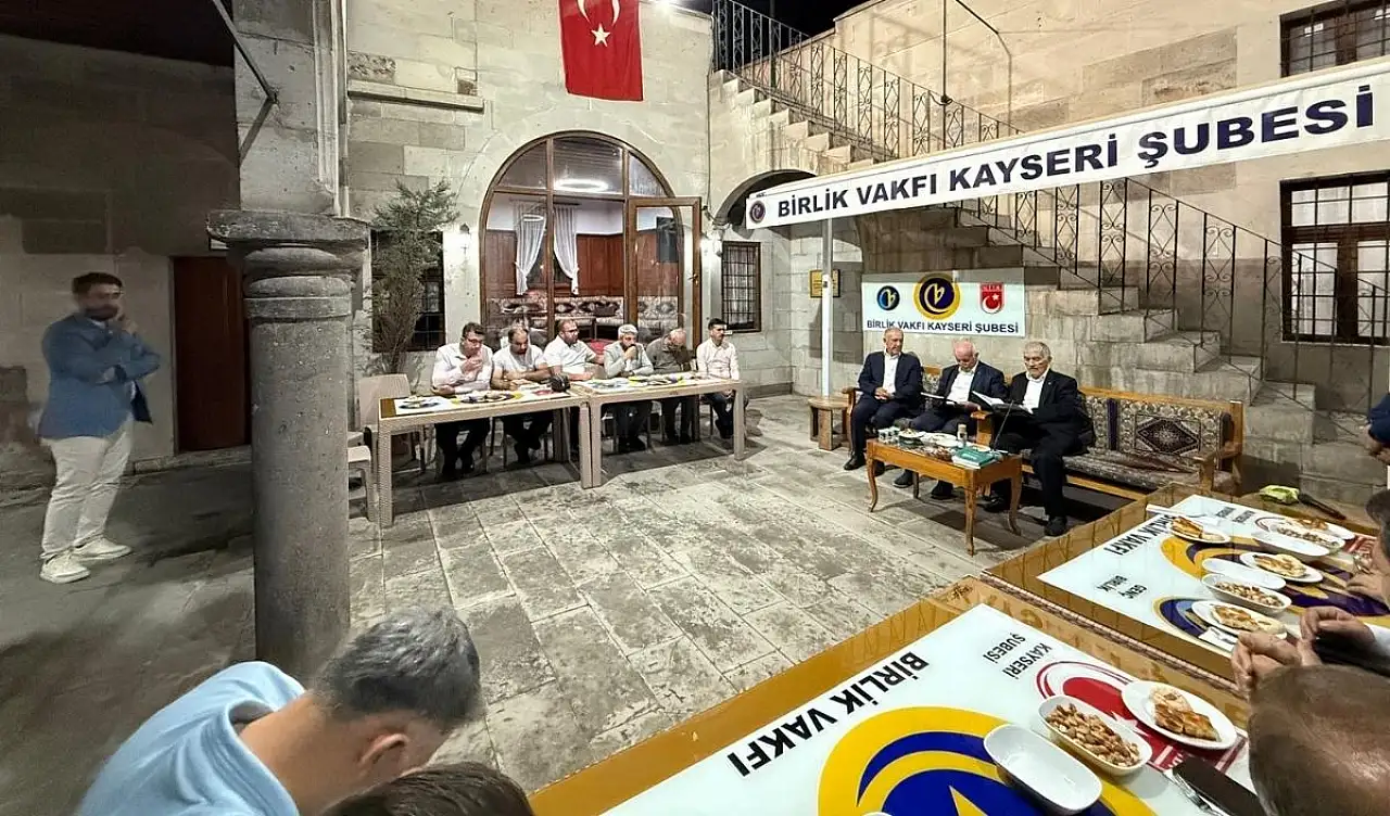 Birlik Vakfı Kurucular Kurulu Başkanı'na Kayseri'de sunum yapıldı!