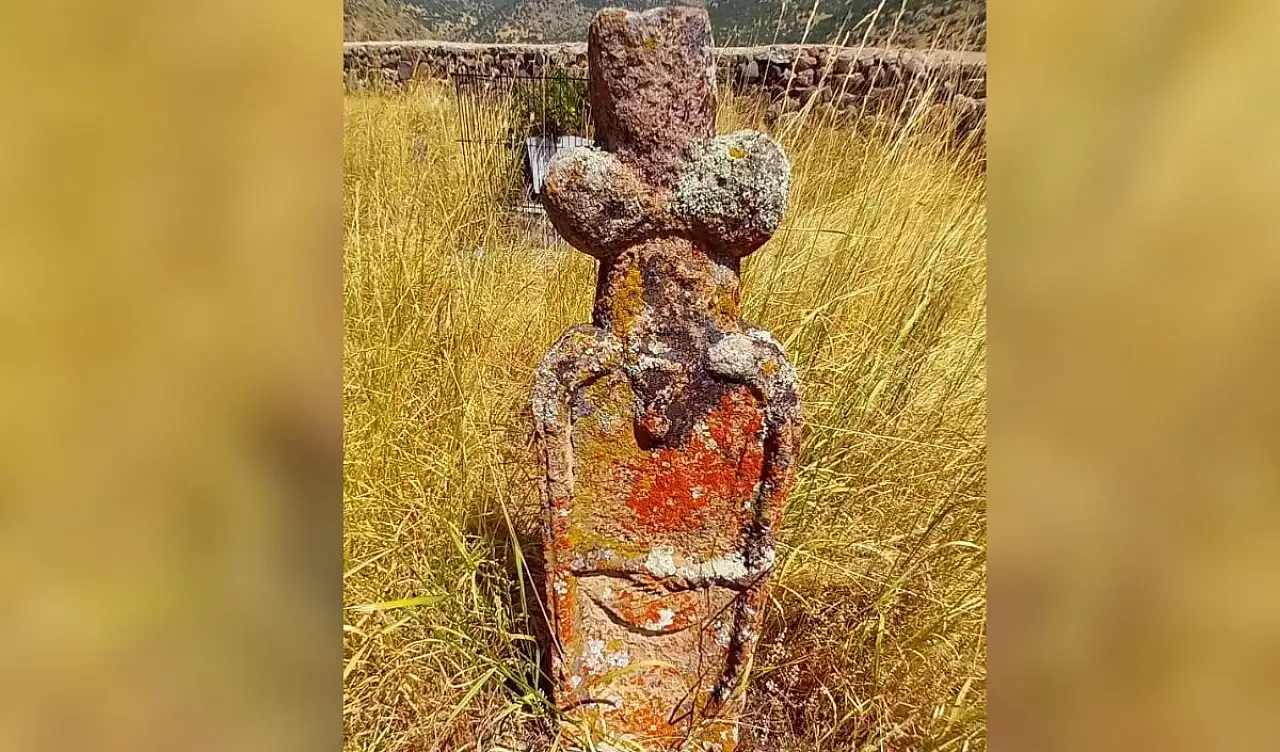Kayseri'nin tarihi burada yatıyor! 7 asırlık mezarlar ortaya çıktı
