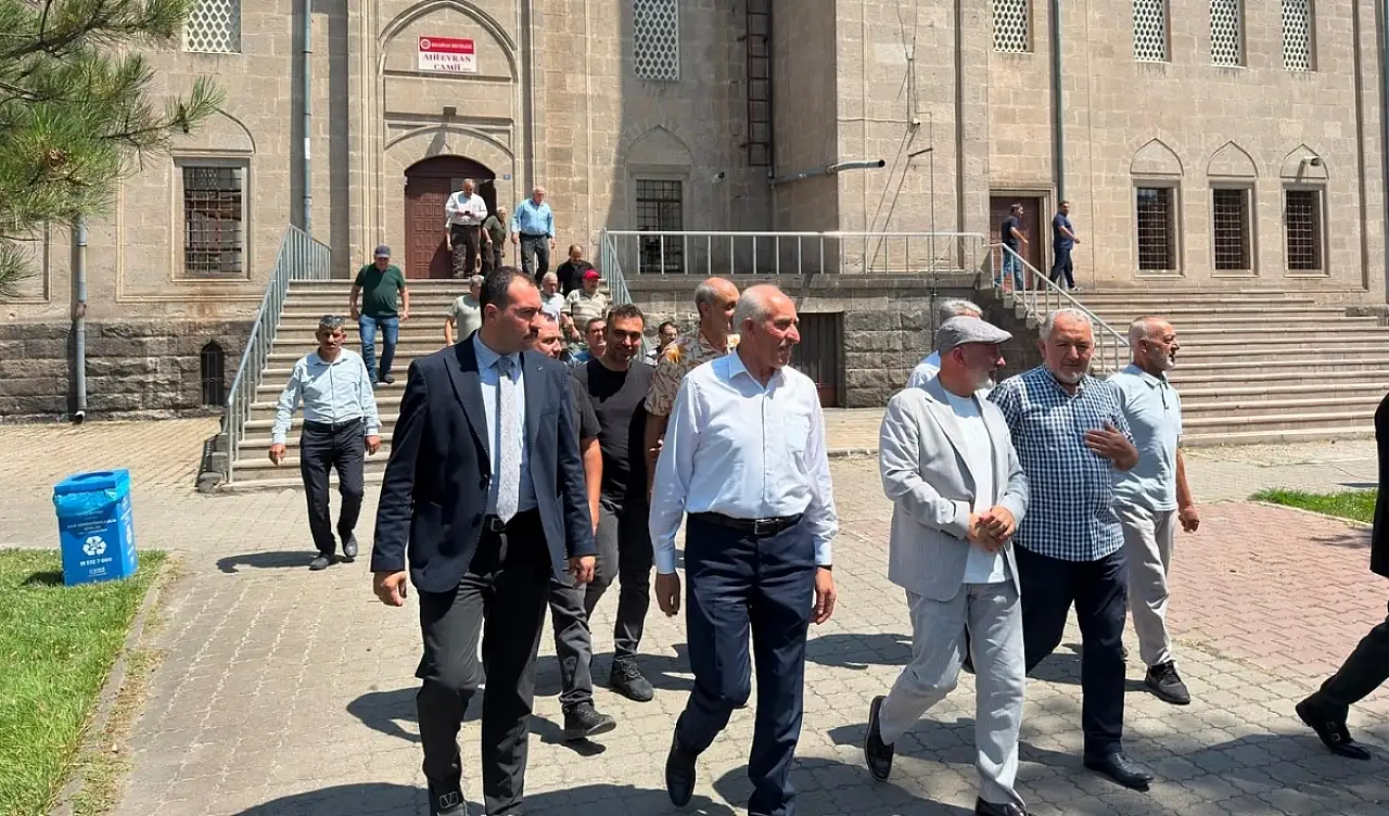 Çolakbayrakdar Kayseri sanayisinde! Yeni hizmet binasını inceledi