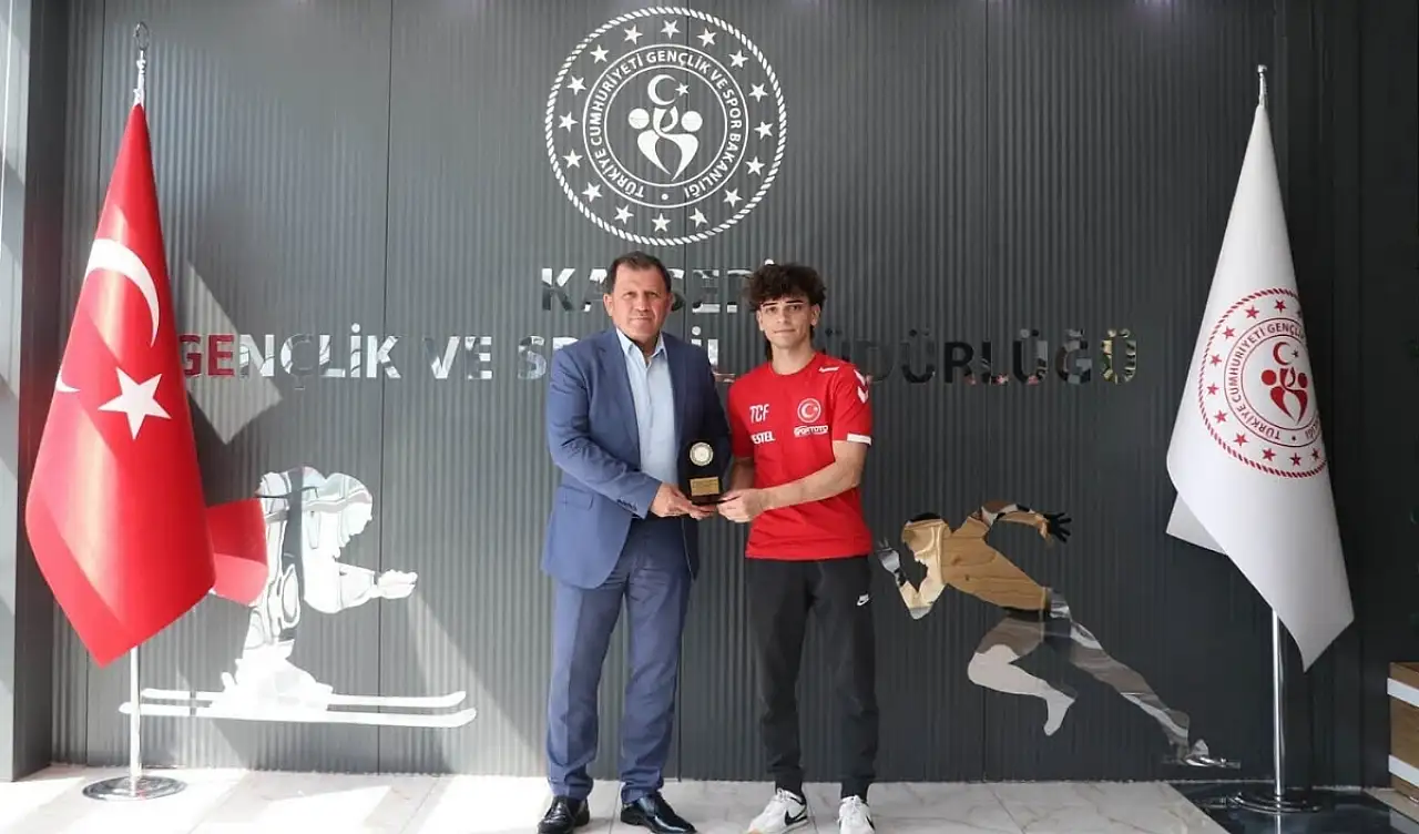Kayseri'nin milli sporcularından başarı buluşması!
