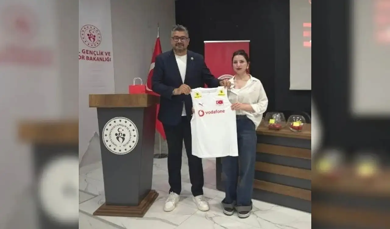 Kayseri voleybolunda yeni sezon hazırlığı! Kulüpler bir araya geldi