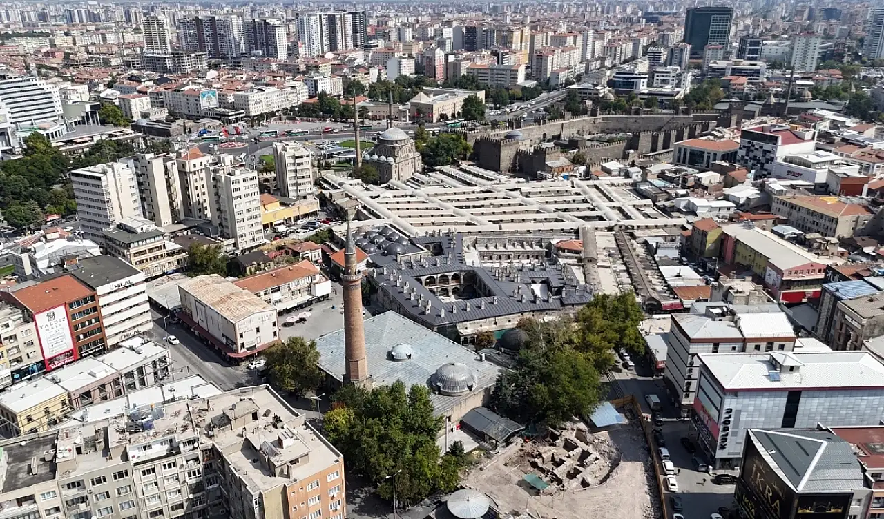 Kayseri'nin merkezinde saklı kalan tarih ortaya çıkıyor!