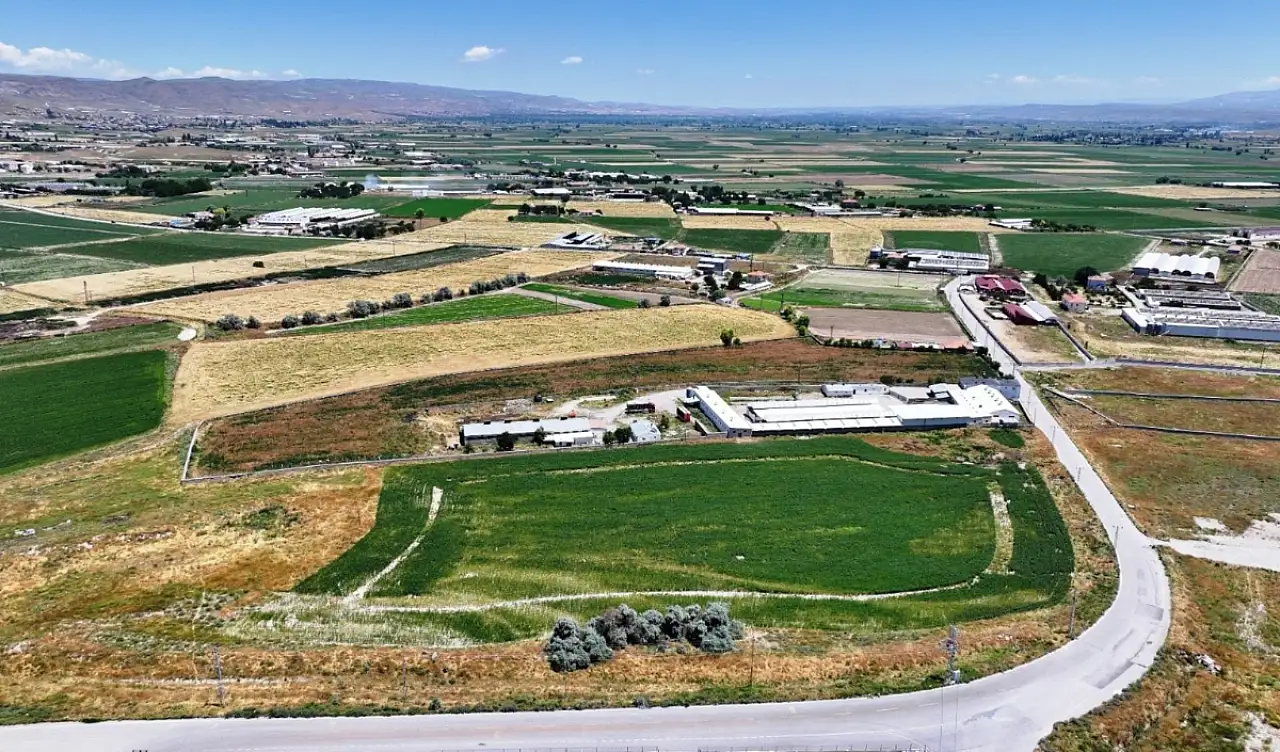 Kayseri'de belediye üretimi vatandaşın sofrasında