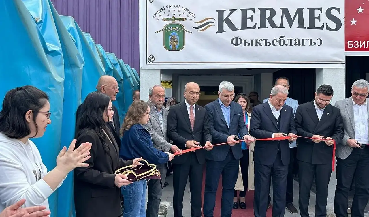 Aşkın Genç'ten Kayseri'de gelecek nesillere yönelik mesaj!