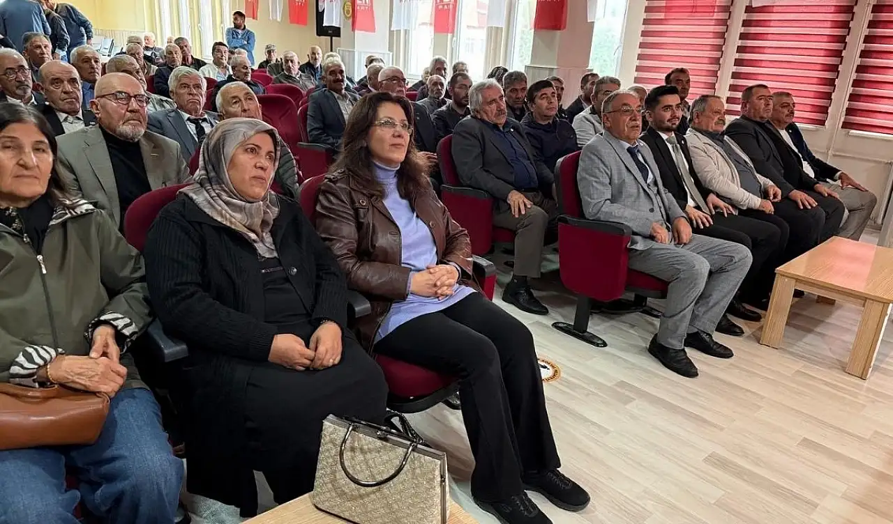 Tomarza'da YENİ Parti'nin yeni dönemi başladı! İşte o isim