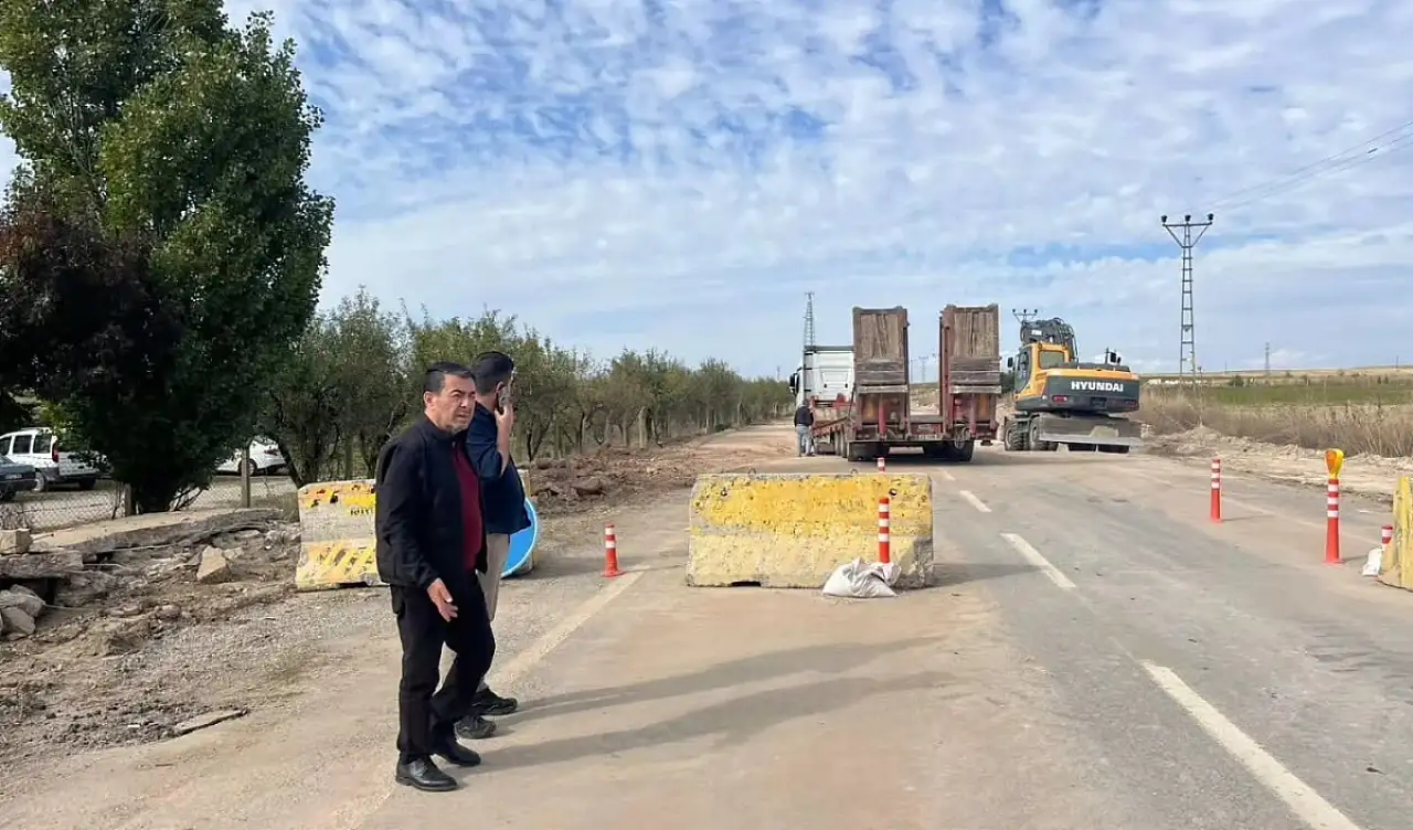 Bünyan'da yol ve kavşak çalışmaları sürüyor