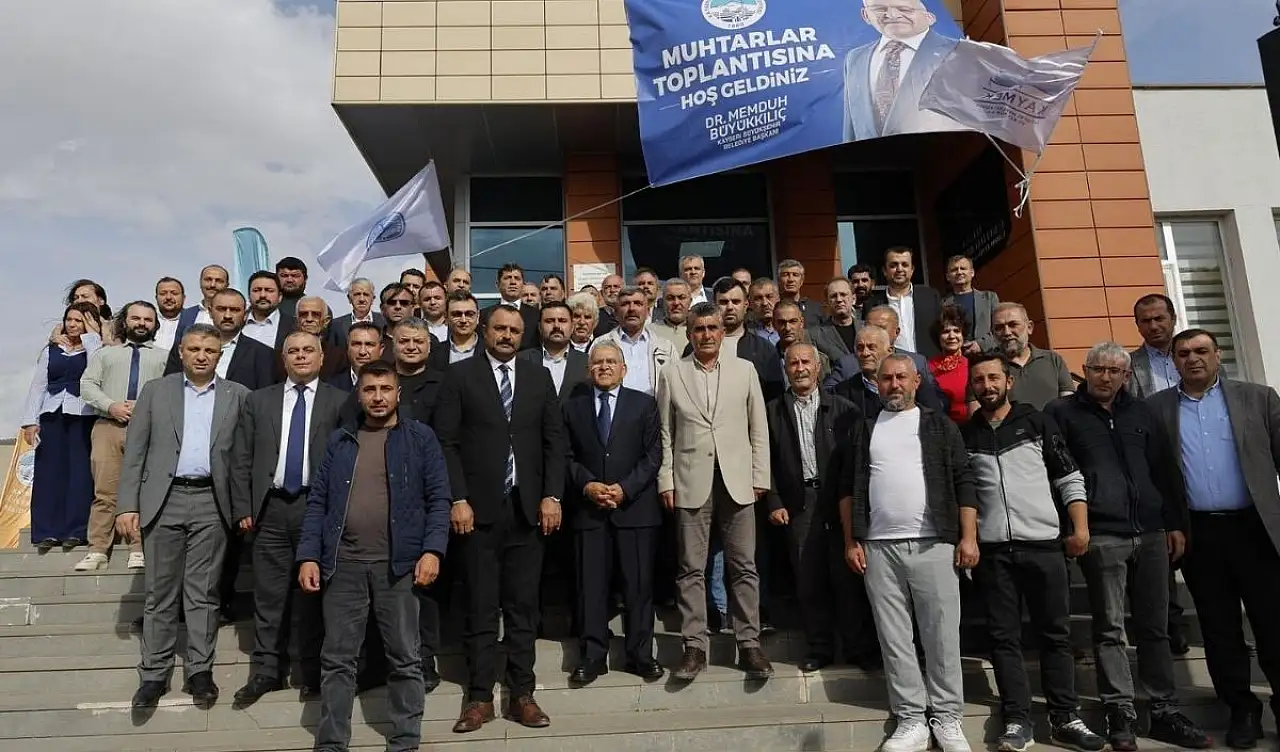 Kayseri'de gözler Sarıoğlan'a çevrildi! Büyükkılıç muhtarlarla ne görüştü?