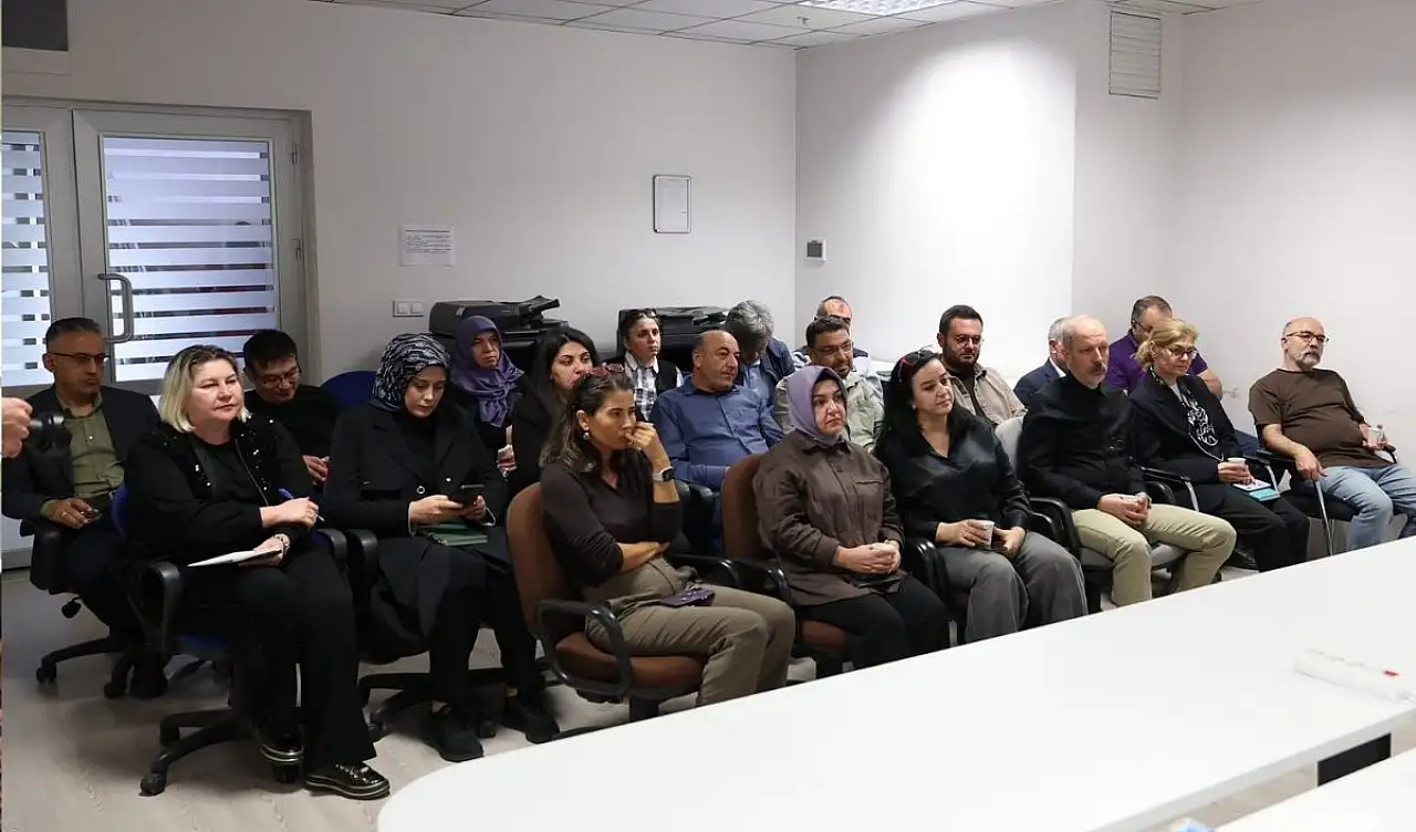 Rektör Karamustafa duyurdu: MYO'da yeni süreç başladı