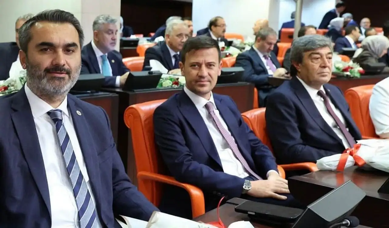 Meclis'te yeni dönem başladı: Dursun Ataş'tan Kayseri mesajı