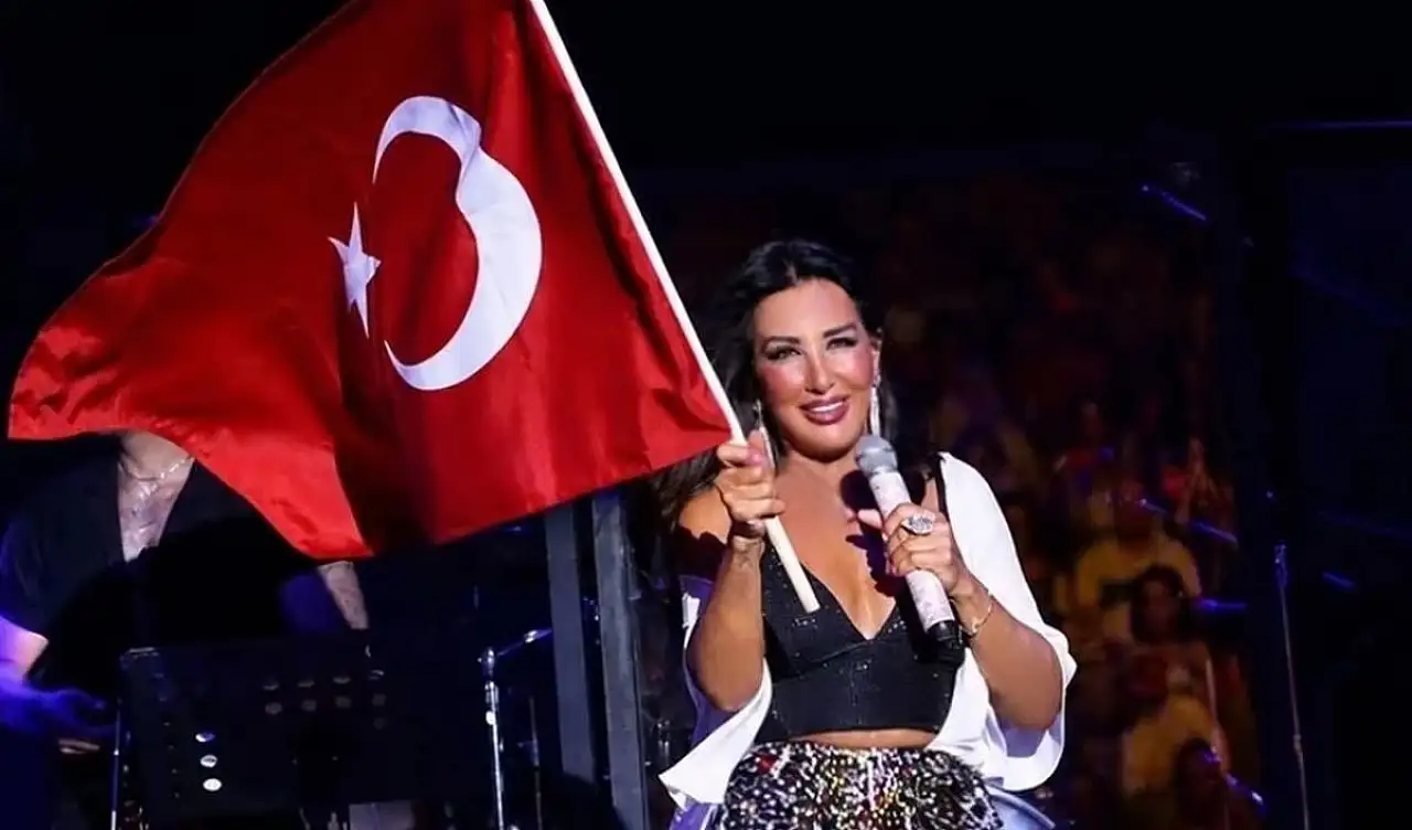 Amerikalı sanatçıya ilham veren Nükhet Duru Kayseri'ye geliyor!