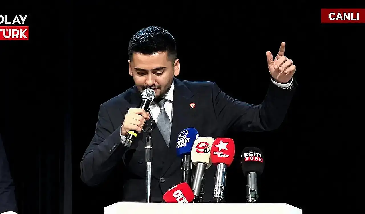 Kayseri'de pazar günü iki kongre: Birinde genel başkan, diğerinde seçim var
