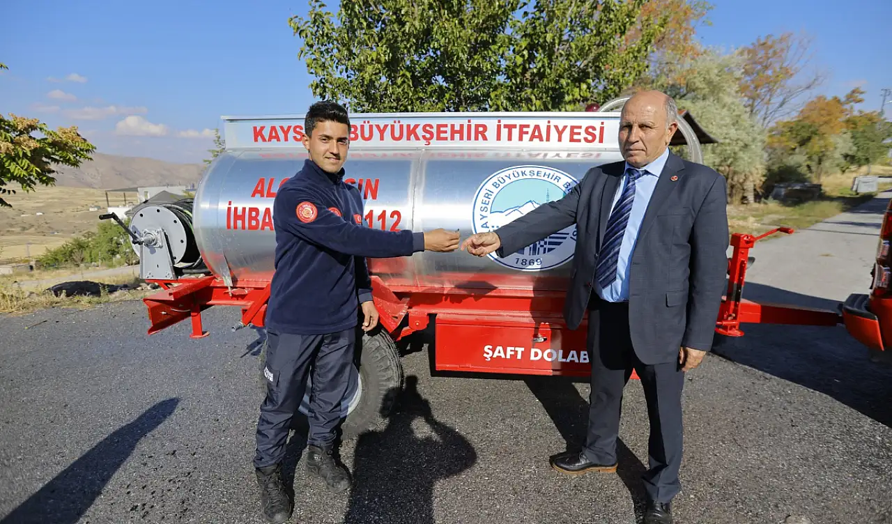 Kayseri'de iki mahalleye yangın desteği! İtfaiye gelene kadar kullanılacak