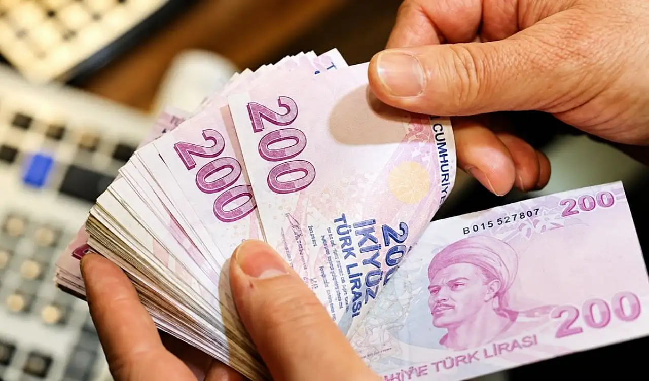 Aşkın Genç'ten iktidara 'faiz lobisi' çıkışı: 24 yıl sonra bu tablo!