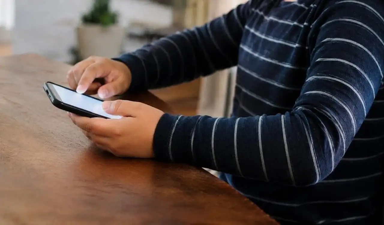 Telefonu kapatınca bitmiyor: Kayseri'de psikologdan çiftlere uyarı