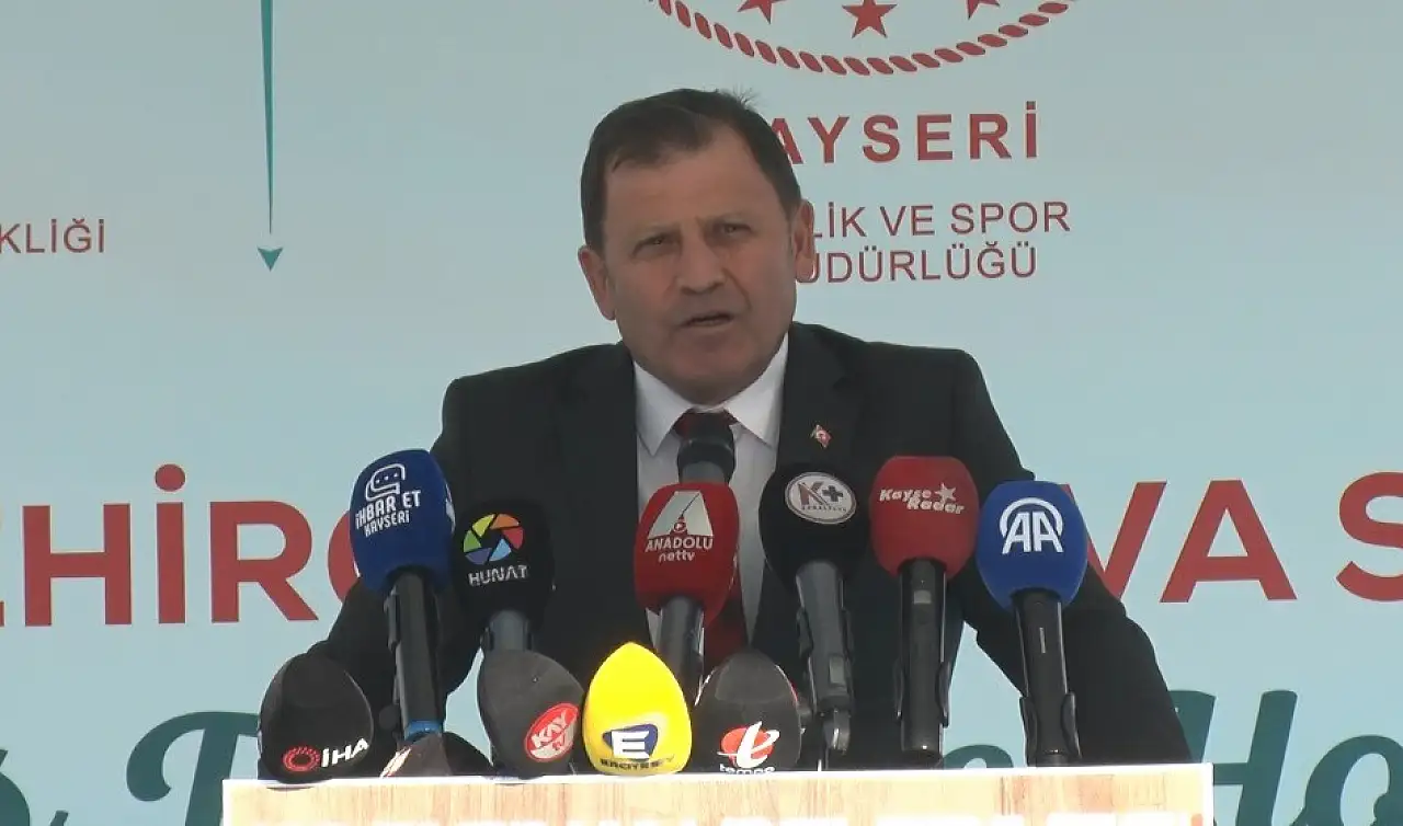 Vali Çiçek: Bir derdimiz var diye çıktığımız yolda çığ gibi büyüyoruz