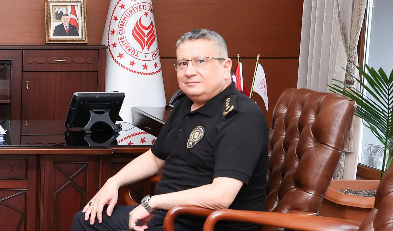 Kayseri'nin yeni Emniyet Müdürü son kez bakın ne yaptı?