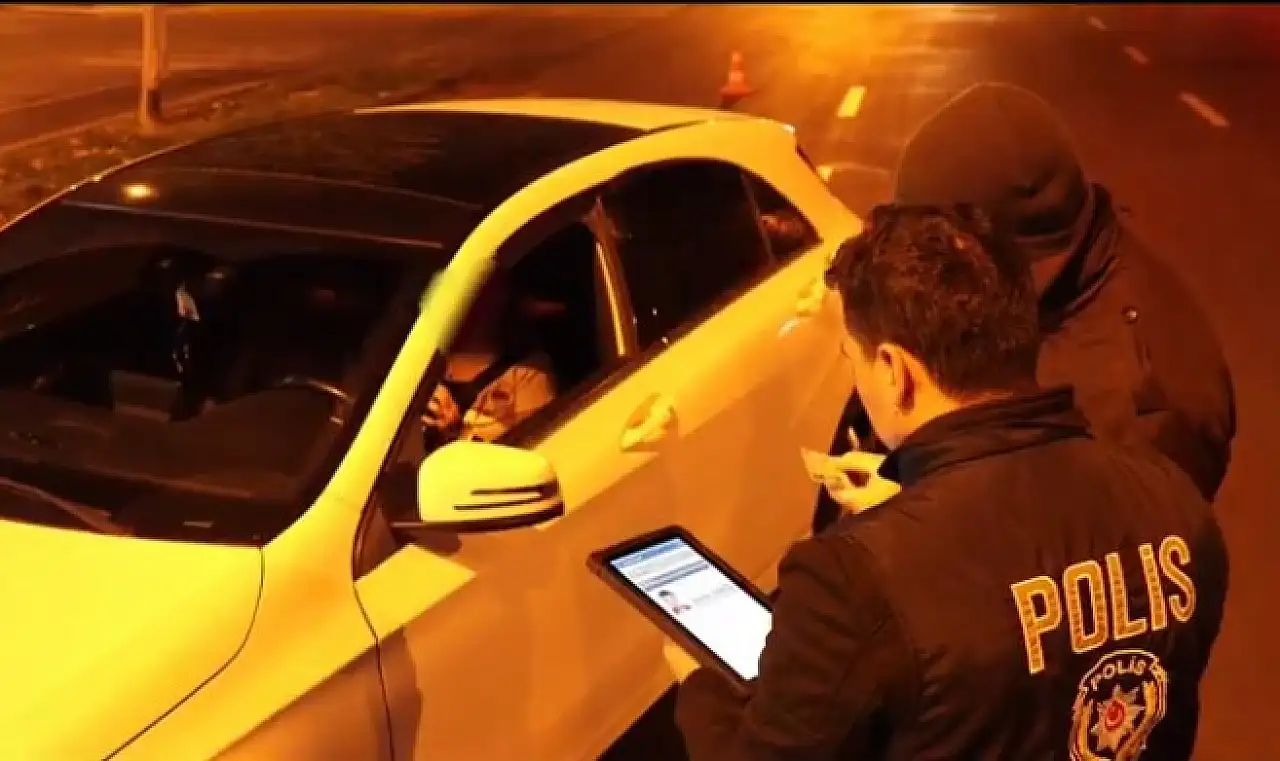 Geceyi aydınlatan mavi ışıklar: Kayseri'de huzur nöbeti