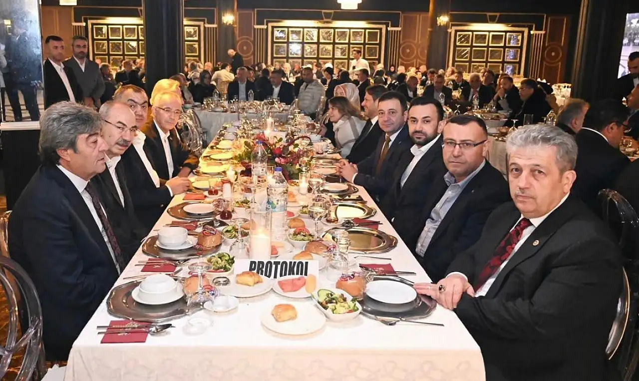 Kayseri protokolü bu düğünde buluştu!