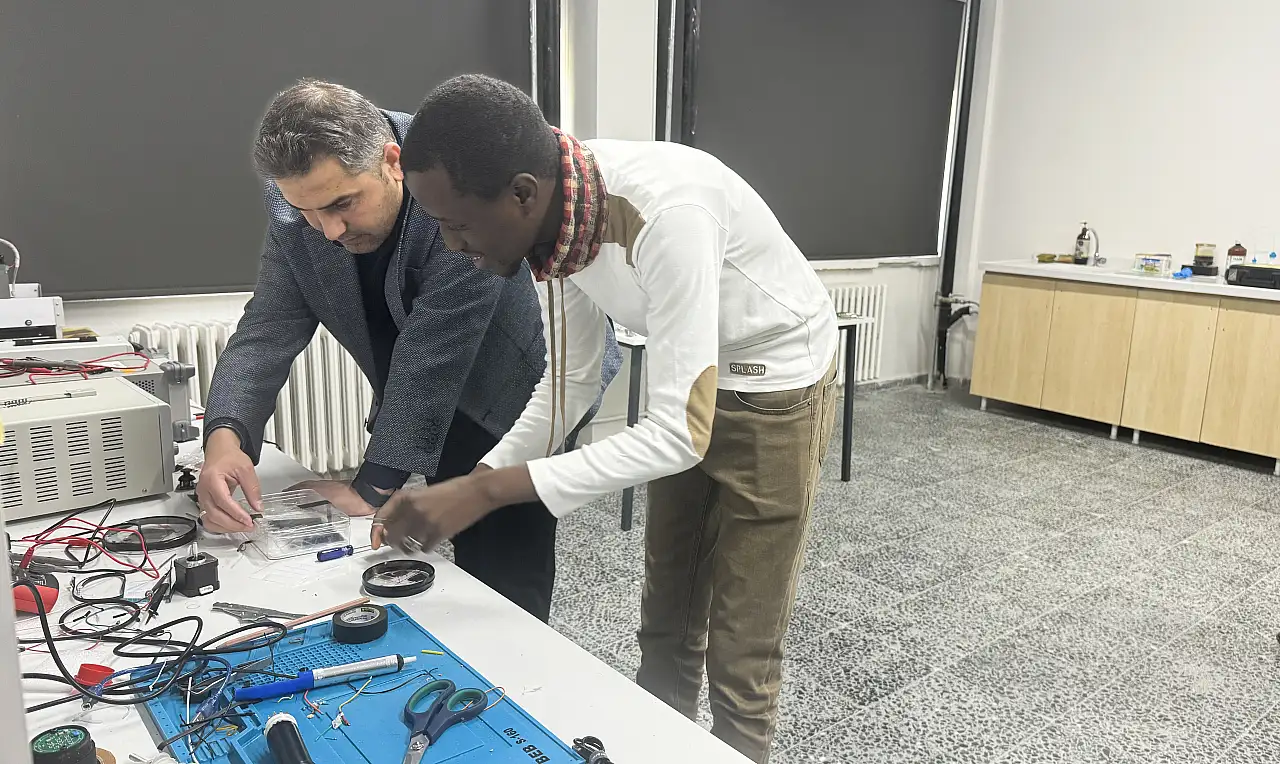 Erciyes Üniversitesi, nükleer fizik alanında çığır açan dedektörler üretiyor