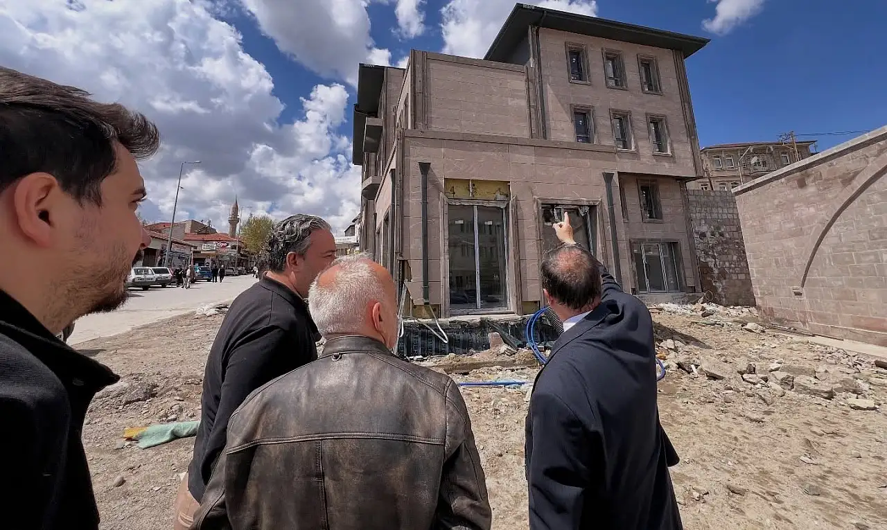 Kayseri'de depremde hasar alıp yıkılmıştı! İnşaatta son aşamaya gelindi