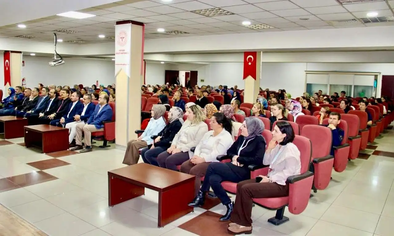 Kayseri'de hastanede 'Evlilik Ehliyeti' dersi!