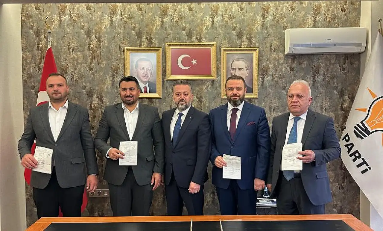Kayseri'de istifa ettiler, AK Parti'ye katıldılar