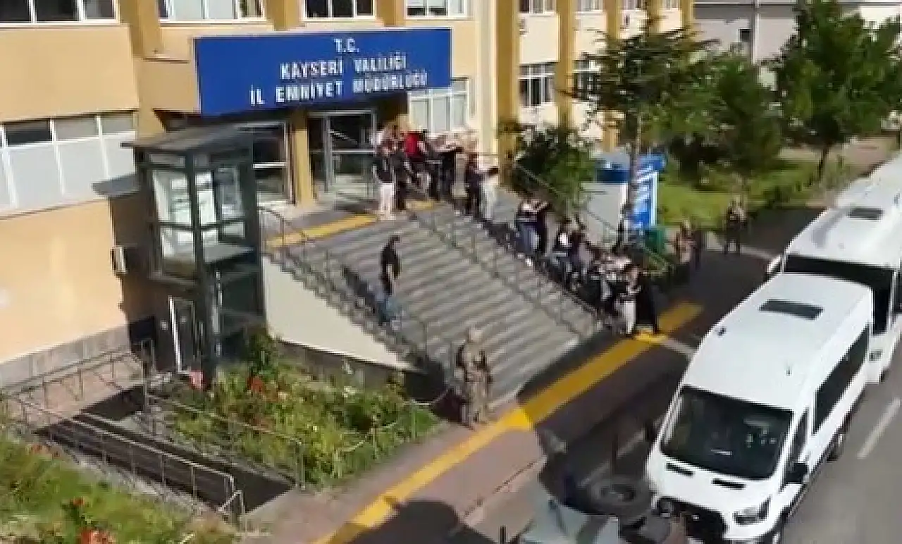 Kayseri'de internet bağlatırken dikkat! 17 bin kişiyi böyle dolandırdılar!