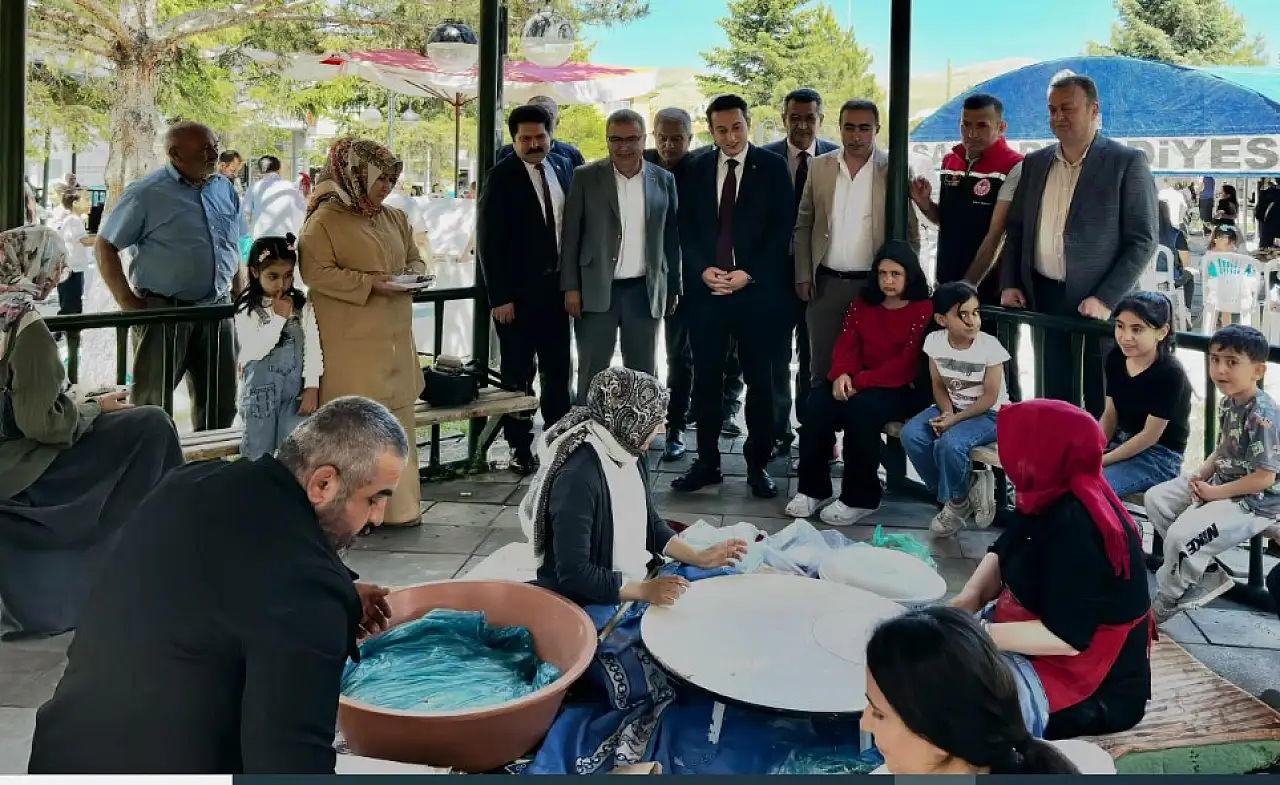 Kayseri'den gidecek olan kaymakam için veda programı