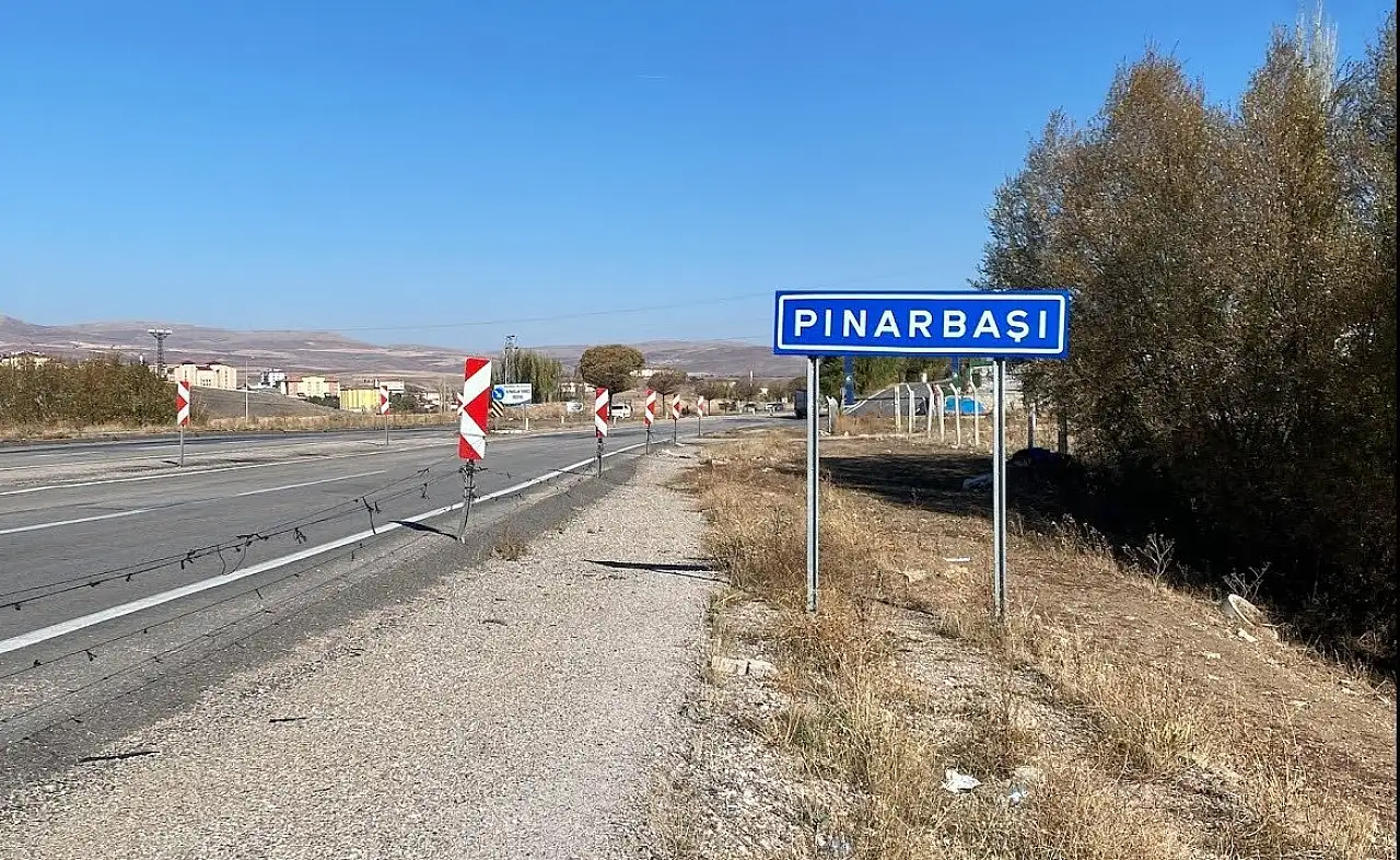 Acı haber! Kayseri'de yol temizleyen işçiye taksi çarptı