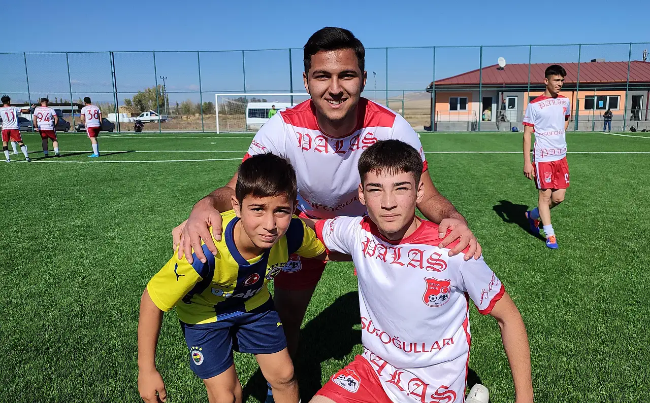 Palas Spor, Başakpınar Spor'u farklı yendi