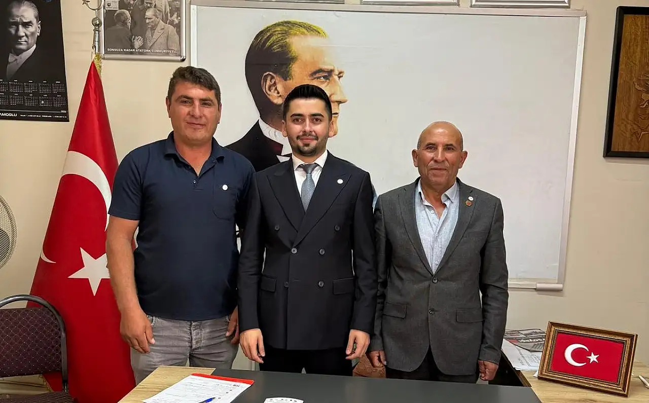 O meclis üyeleri YENİ Parti'ye katıldı!
