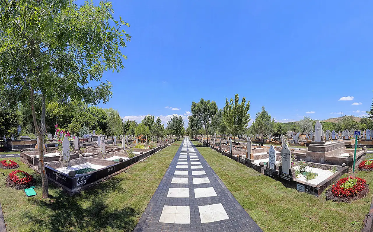 Kayseri'de yeni yılda mezar ücretleri ne kadar olacak? En pahalı mezar nerede? İşte yeni yıl için gündeme gelecek ücret tarifesi