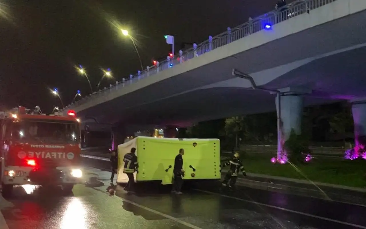 Kayseri'de hareketli dakikalar! Köprüye çıkan şahıs polisi alarma geçirdi