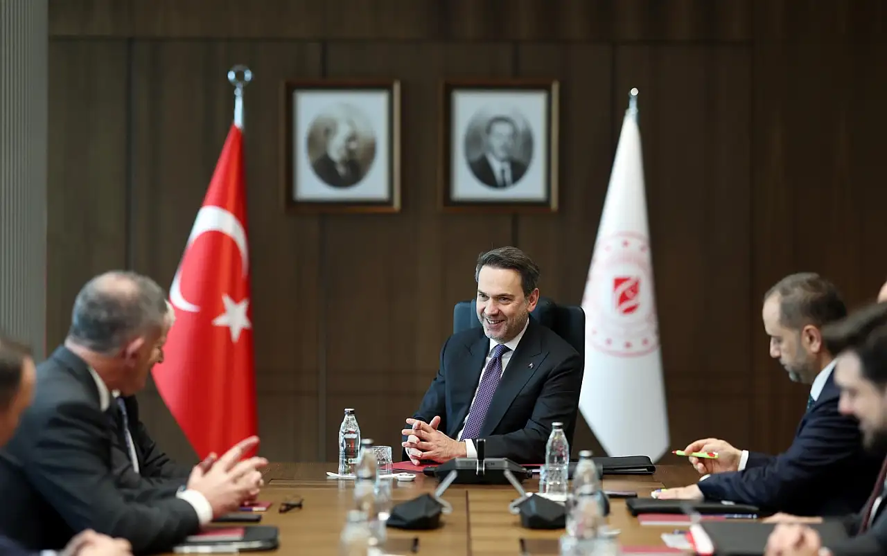Kayseri Mimarsinan OSB Bakan paylaşımını neden kaldırdı!