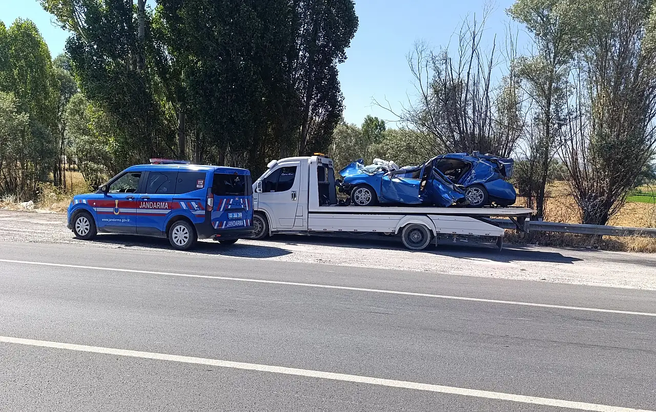 Acı haber Afyon'dan geldi! Kayserili genç kadın ve ailesi hayatını kaybetti