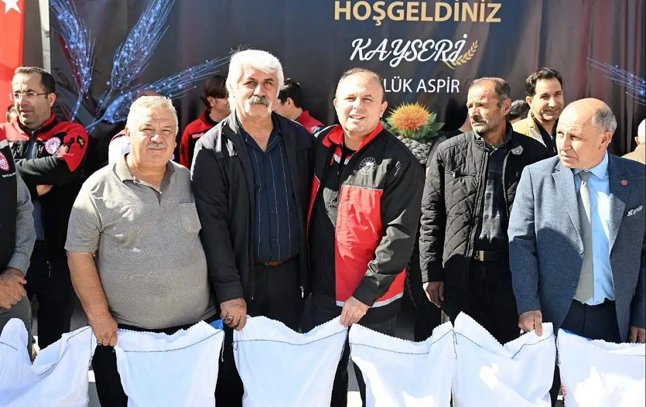 Kayseri'de çiftçilere tohum dağıtıldı!
