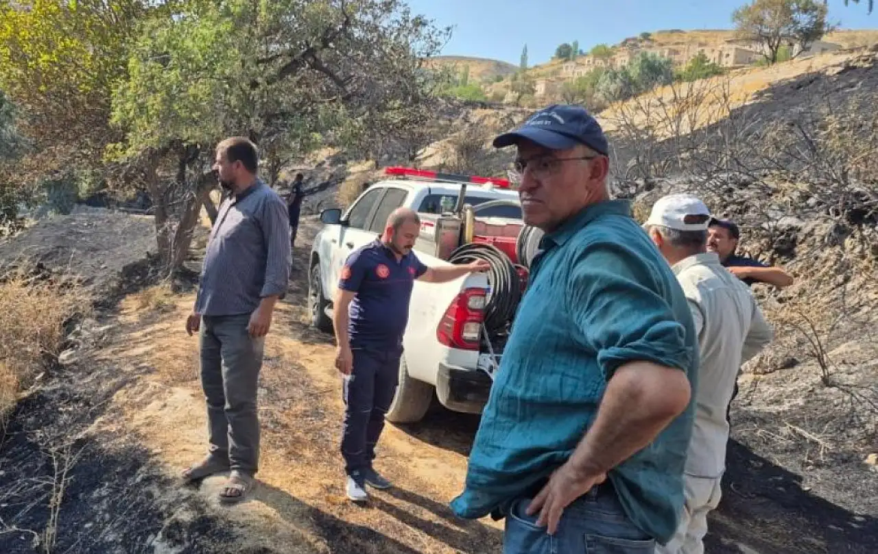 Kayseri'de yürek yakan yangın: Alevlere müdahale ederken can verdi