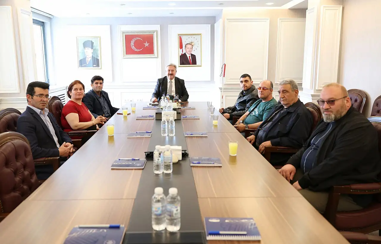 Başkan Palancıoğlu misafirlerini ağırladı