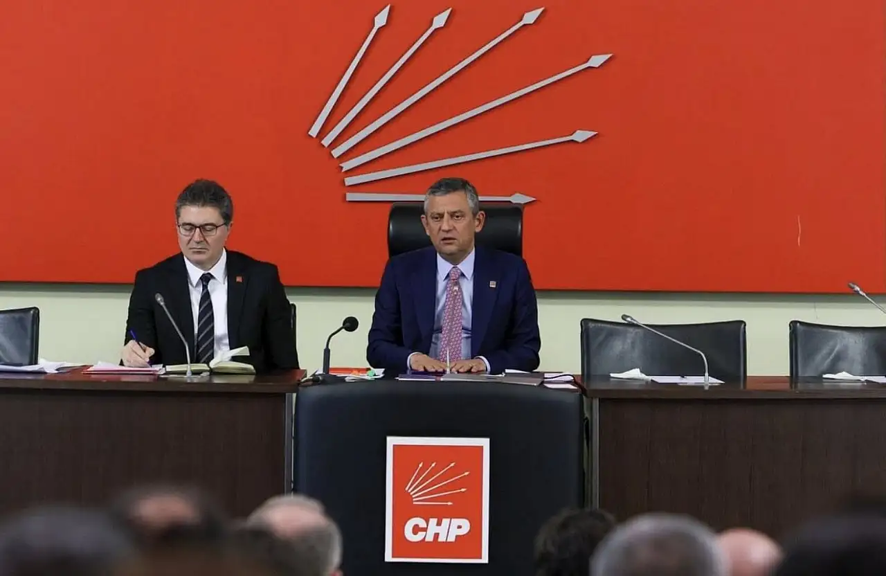 CHP Kayseri İl Başkanı Özer, partisinin Lideri Özgür Özel ile görüştü