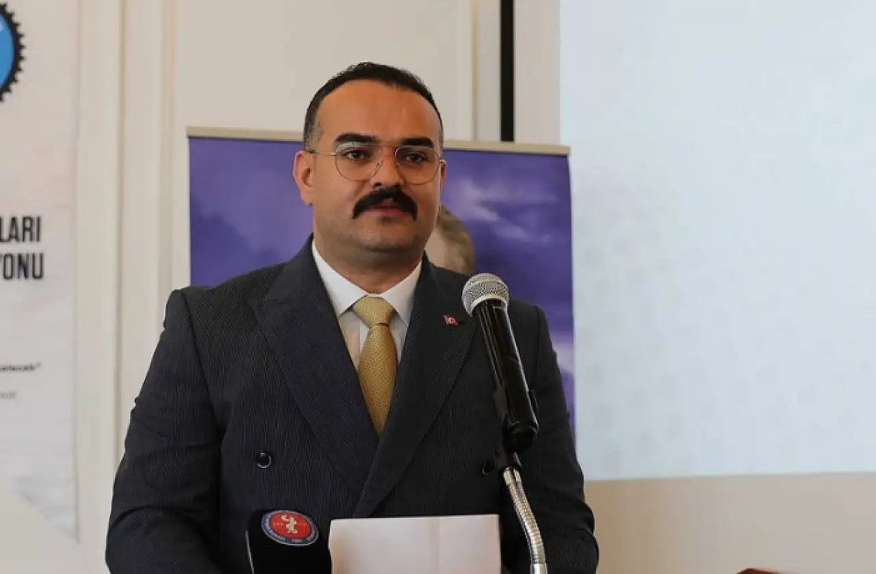 Kayseri'deki seçimlere Genel Başkan'da katıldı! Mevcut başkan güven tazeledi