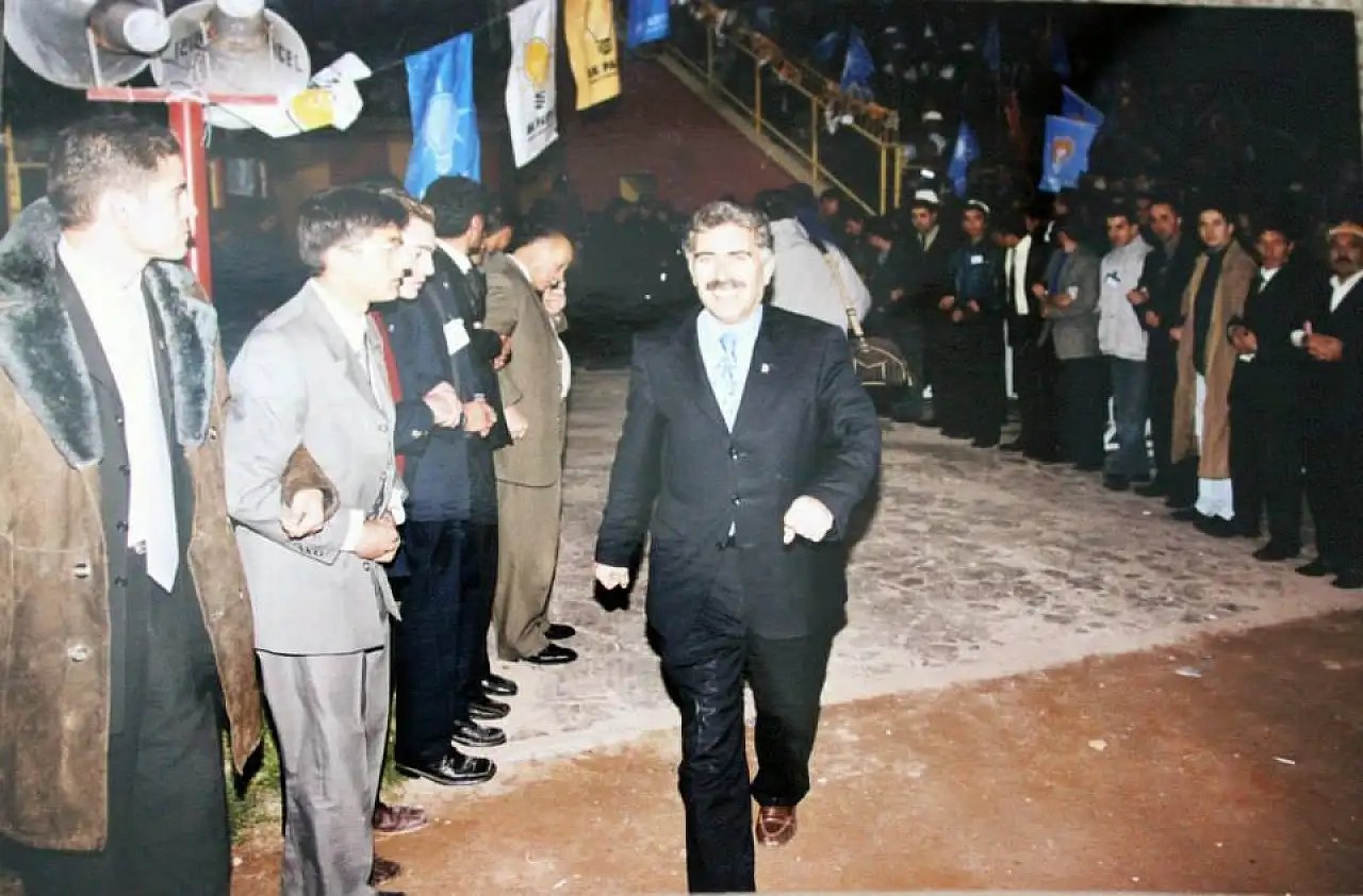 AK Parti'de bir döneme damgasını vuran isim bakın ne için dua istedi!
