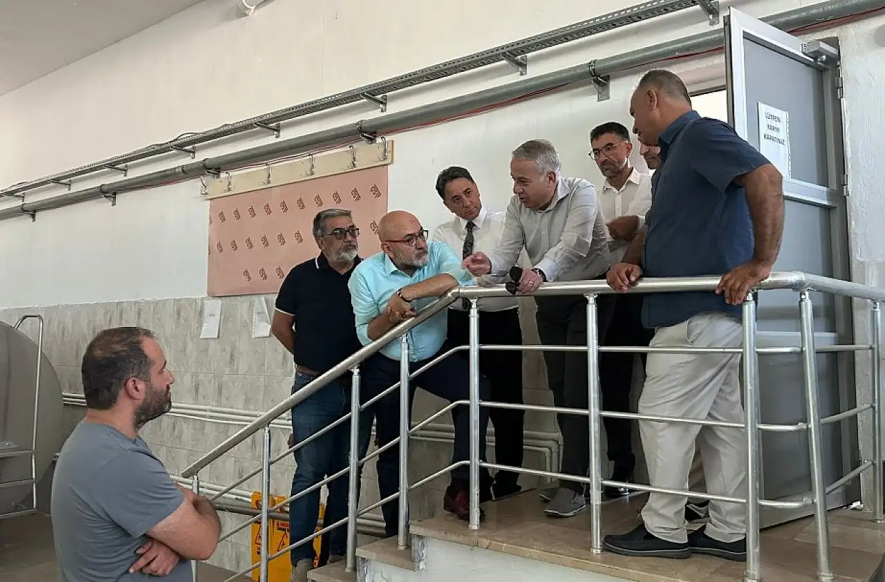 Cıngı'nın öve öve bitiremediği Kayseri markası: 'Anne ayranı gibi' dedi