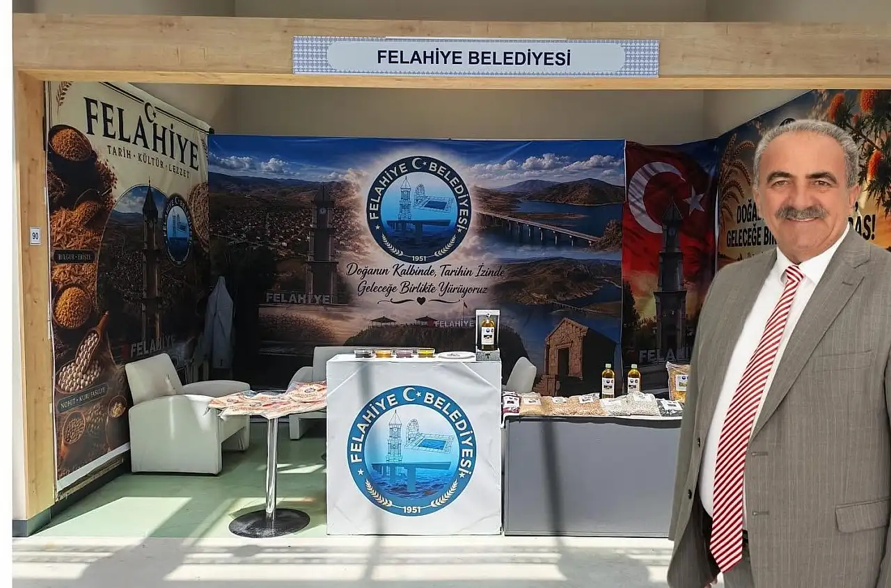 Flaş! Kayseri'de belediye başkanı istifa etti